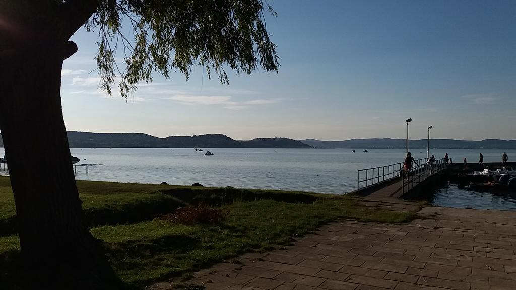 Panorama Apartman Lägenhet Zamárdi Exteriör bild